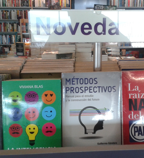 Libro de Prospectiva Gandara y Osorio (coord.) en Aeropuerto Guadalajara 